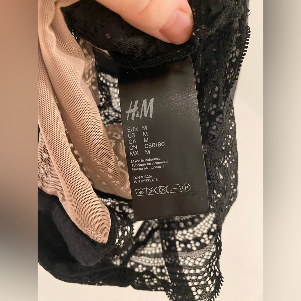 H&M Nude and Lace Bodysuit - Picture 4 of 4